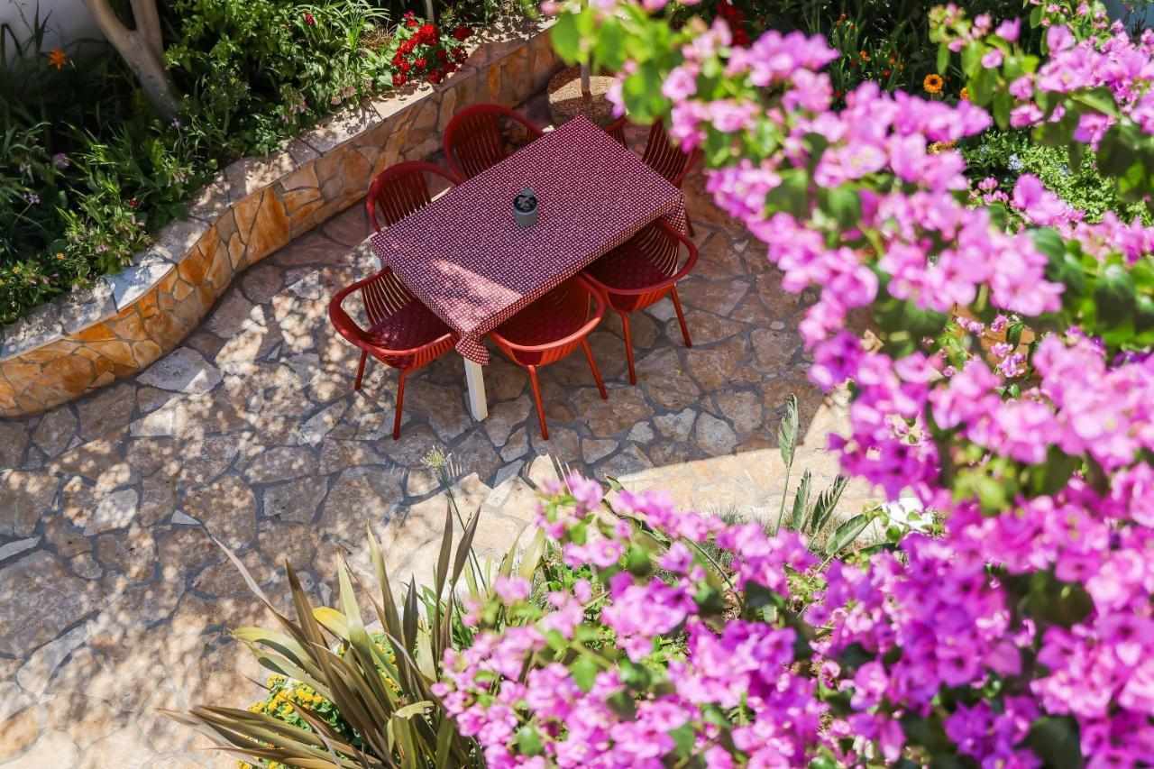 Villa Goga Vir Exteriér fotografie