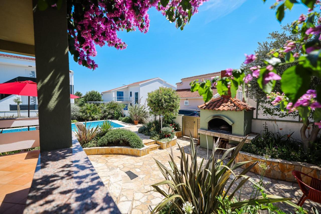 Villa Goga Vir Exteriér fotografie